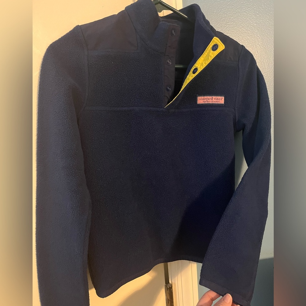 Vineyard Vines navy fleece kids small